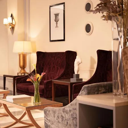 Della Conciliazione Hotel 4*
