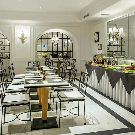 Della Conciliazione Hotel 4*