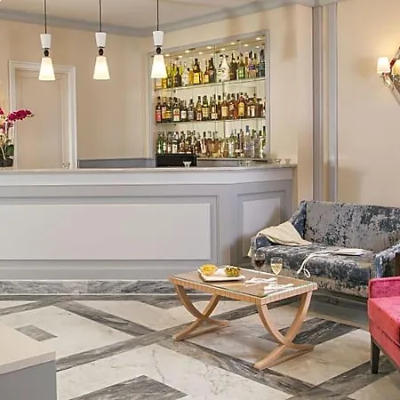 Della Conciliazione Hotel
