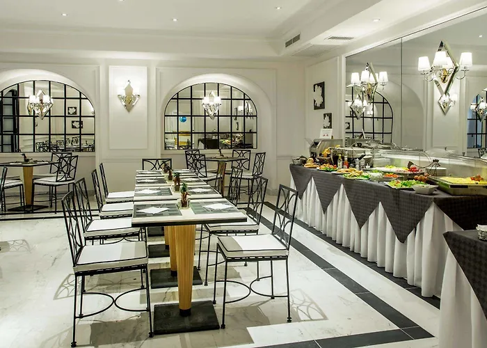 Della Conciliazione Hotel 4*