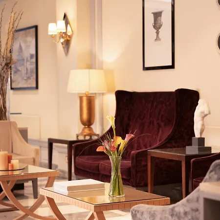 Della Conciliazione 4* Rome